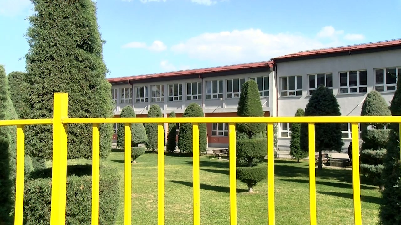 15-годишник се бори за живот, врсник го прободел во стомак