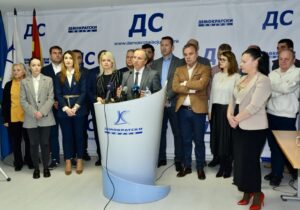 Демократски сојуз: Потезите на ДУИ се закана за стабилноста на државата