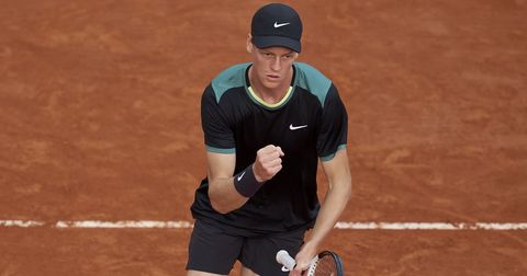Синер го посрамоти Зверев во мечот за трофеј во Мадрид
