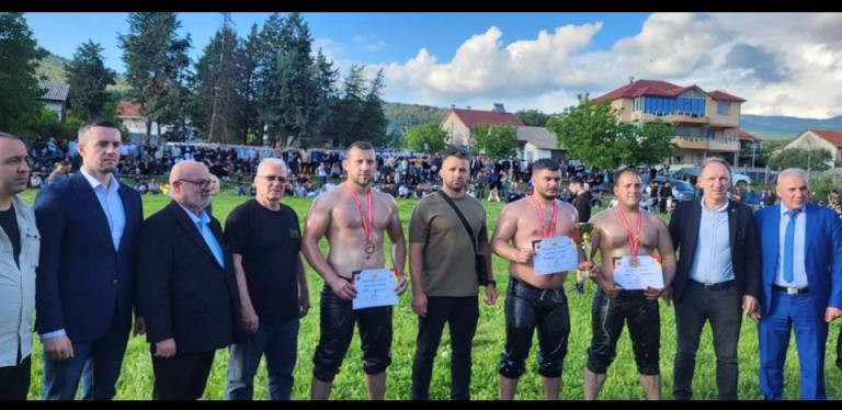 Реџеп Хајдари победник на „Пролетни веселби“ во Чалакли-Валандово