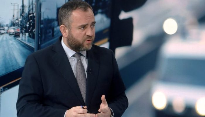 ТОШКОВСКИ: Постојат нови докази за случајот „Мазут“ и јавноста ќе биде шокирана