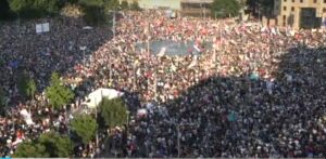 ВИДЕО: Студентите на нов голем протест утре во Белград, Вучиќ најави избори наесен