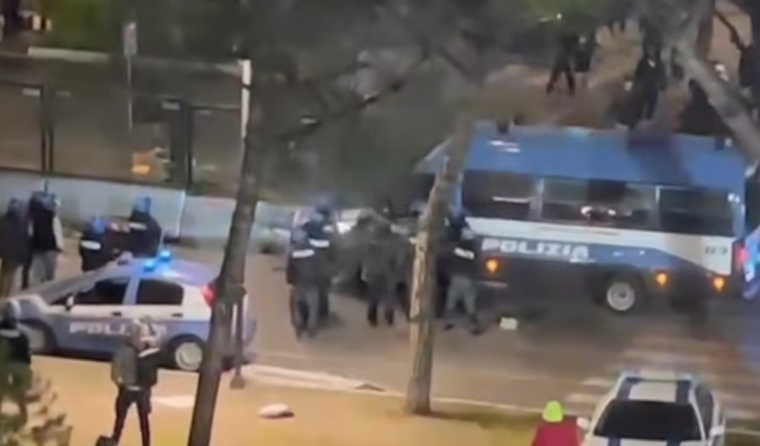 Тимот на Инсиње испадна во трета лига, навивачите збеснаа и направија хаос (ВИДЕО)