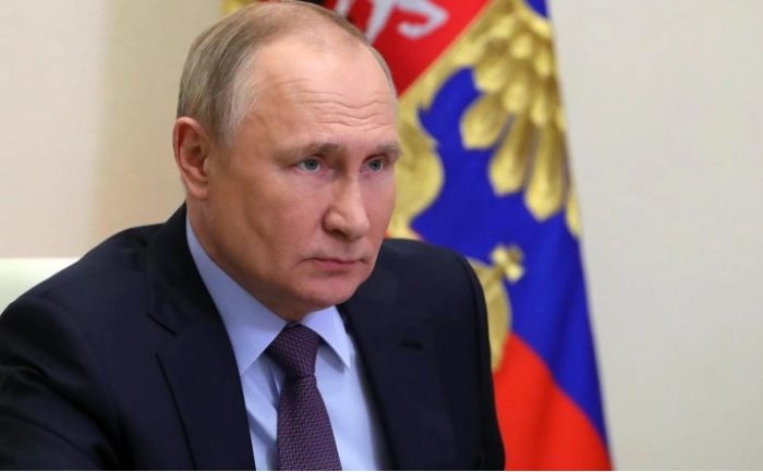 ПУТИН: Клучот за успехот е нашето единство и способност да издржиме сѐ и да го надминеме секој предизвик