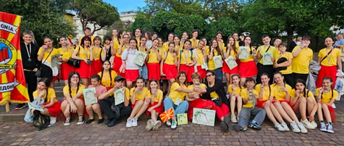 ПРВО МЕСТО ЗА ХОРОТ НА СКОПСКОТО УЧИЛИШТЕ „КУЗМАН ЈОСИФОВСКИ-ПИТУ“ НА НАТПРЕВАР ВО ИТАЛИЈА