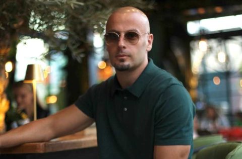 Адријан Гаџа стана татко за првпат и гордо го покажа бебето