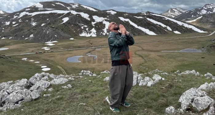 (видео) ЦРНОГОРЕЦ ПЕЕ ЗА МАКЕДОНИЈА: Морав да го направам ова затоа што долго ми лежеше на срцето, вели Бобан Рајовиќ