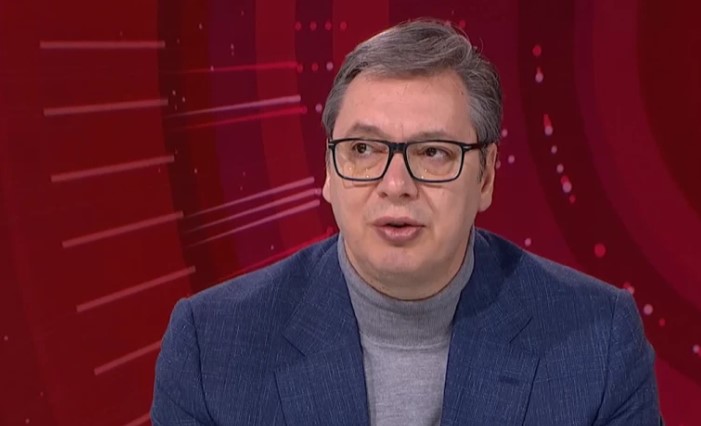 Вучиќ за инцидентите во Маглиќ: Палењето автомобили е дело на криминалци, а не на политички противници