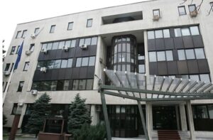 Поднесена кривична пријава портив челнот на обезбедувањето на премиер кој ја истепа сопругата