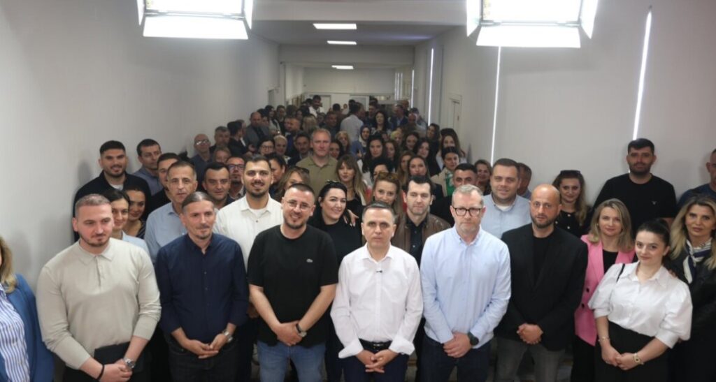 Тетово ги зголемува платите во општинската администрација за 7% во следните три години