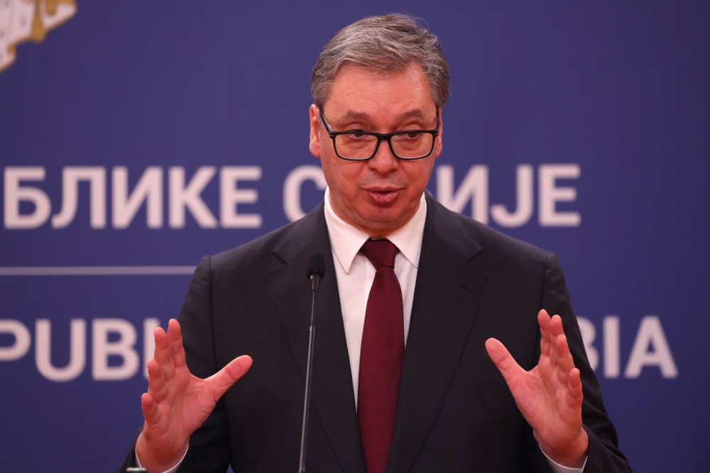 Вучиќ: Нема да го скратам мандатот, туку ќе поднесам оставка