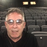 Мима Караџиќ има 71 година, а повторно љуби помлада девојка: „Вечниот ерген“ не се откажува од титулата