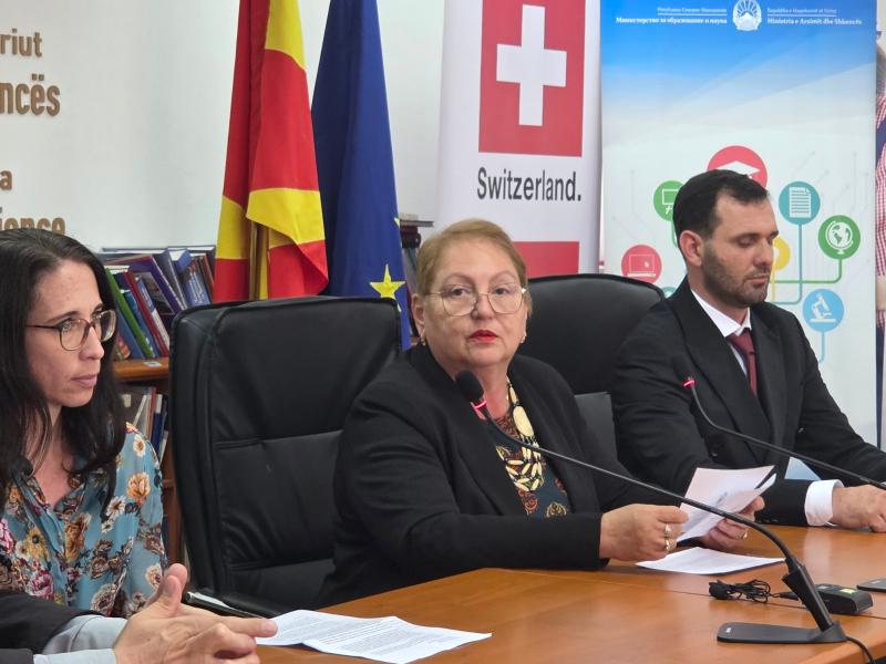 МОН промовира онлајн водич за квалификации што ќе им го олесни изборот за средно училиште на полуматурантите