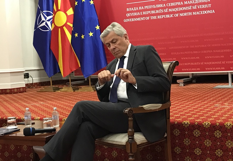 Поранешниот главен преговарач за пристапните преговори на Хрватска со ЕУ, Владимир Дробњак во посета на македонскиот Парламент