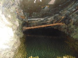 Најмалку 90 загинати во експлозија во кинески рудник за јаглен