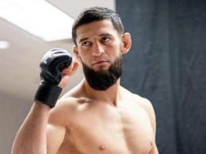 Чимаев: Ми се допаѓа Стрикленд, добро заработувам од него