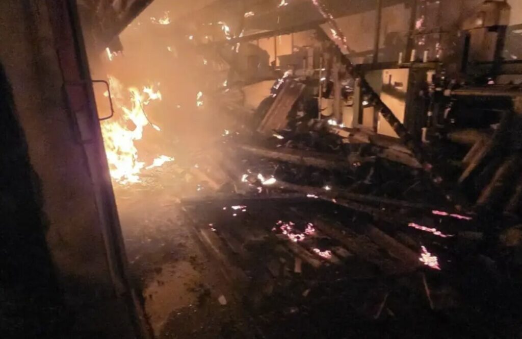 Голем пожар во фабрика во Радовиш!