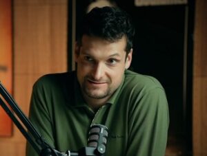 Денес роденден слави Евгениј Поп Ацев – трикратниот светски шампион во маратонско пливање