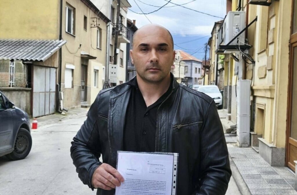 Наставник од Битола цела година работел, не му кажале дека добил отказ, држел часови и пишувал оценки