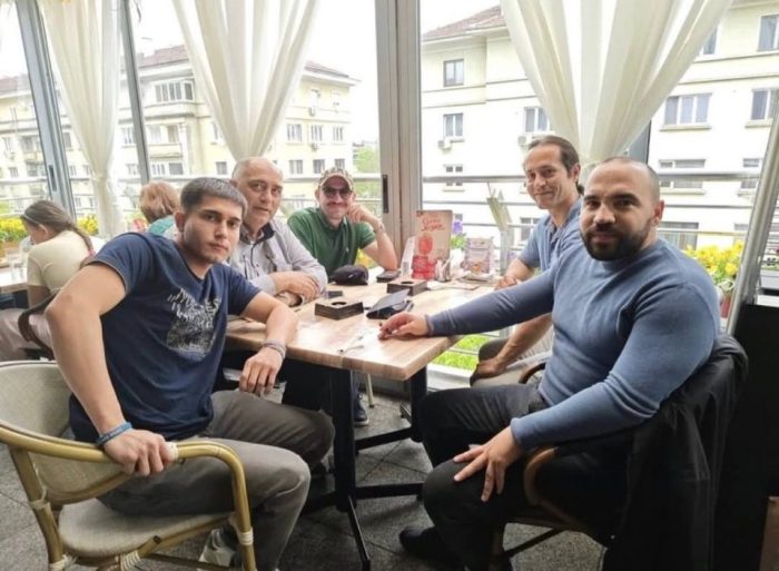 ЕДНА СЛИКА ИЛЈАДА ЗБОРОВИ: Кадар на Филипче и СДС кадросан во отворена соработка со бугарски негатори