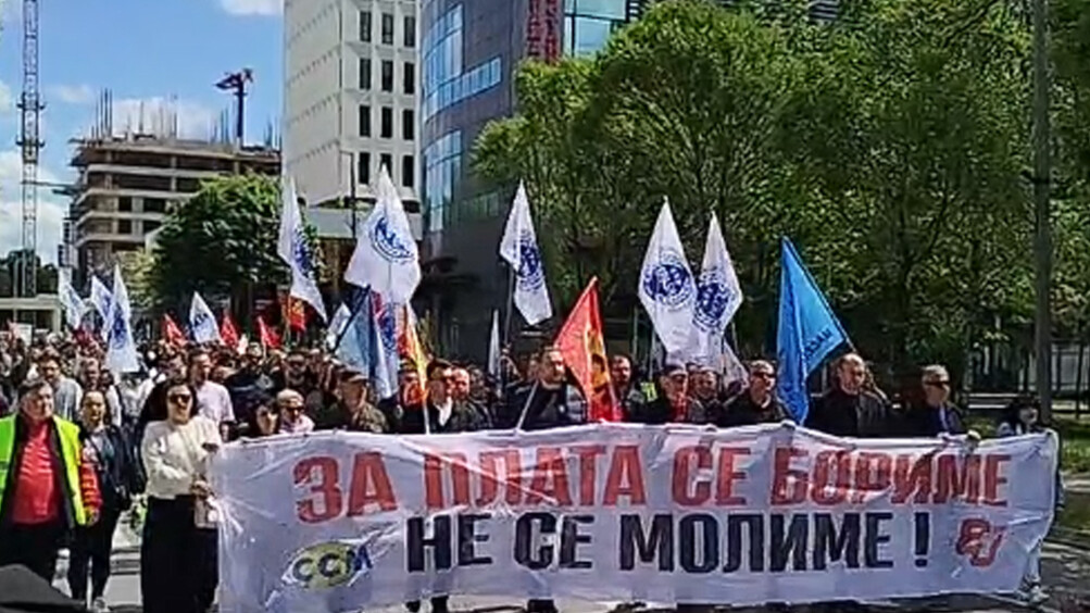 (ВИДЕО) Започна првомајскиот протест на ССМ, работниците на улица: „За плата се бориме, не се молиме“