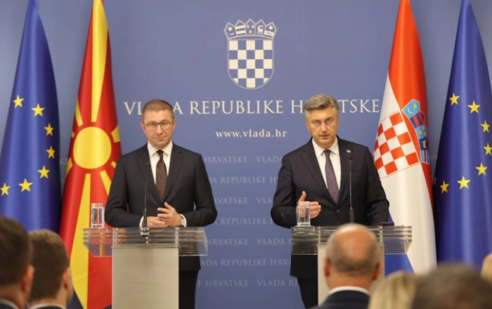 Хрватскиот премиер Андреј Пленковиќ утре во посета на Македонија