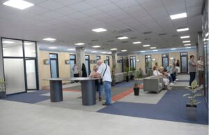 МВР: Воведен Кодекс за облекување за вработените и странките во објектите на Одделот за граѓански работи