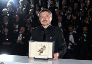 (ФОТО)Престижна филмска награда – Филмот „Фјорд“ од романскиот режисер Кристијан Мунгиу ја освои Златната палма на Канскиот филмски фестивал