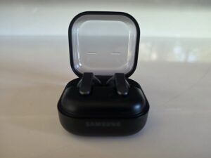 Рецензија: Samsung Galaxy Buds3 – нова ера на паметни безжични слушалки