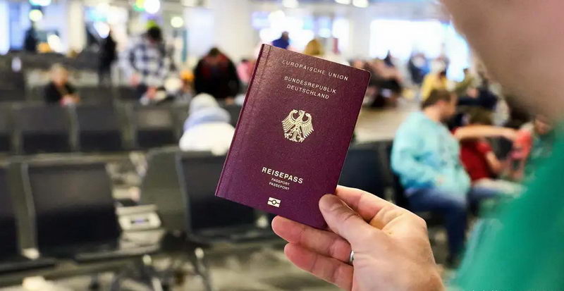 Германскиот пасош попривлечен од кога било досега