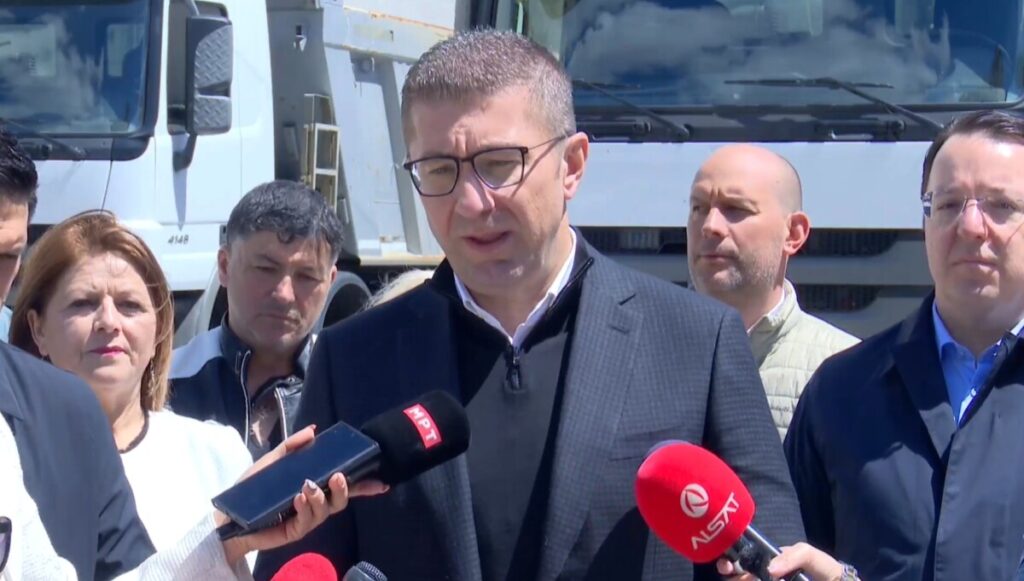 Продолжен договорот со ОКТА – Мицкоски: Некои компании го користат попустот и вршат реекспорт на горивата