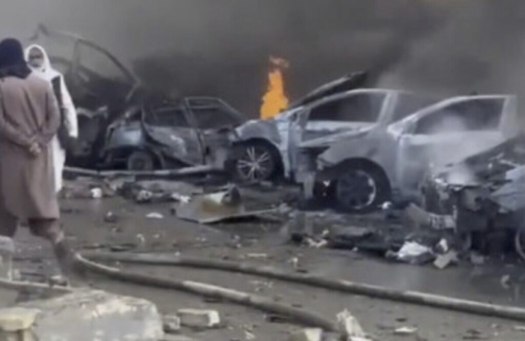 Најмалку 24 загинати во експлозија во воз во Пакистан, одговорноста ја презедоа сепаратистичките милитанти