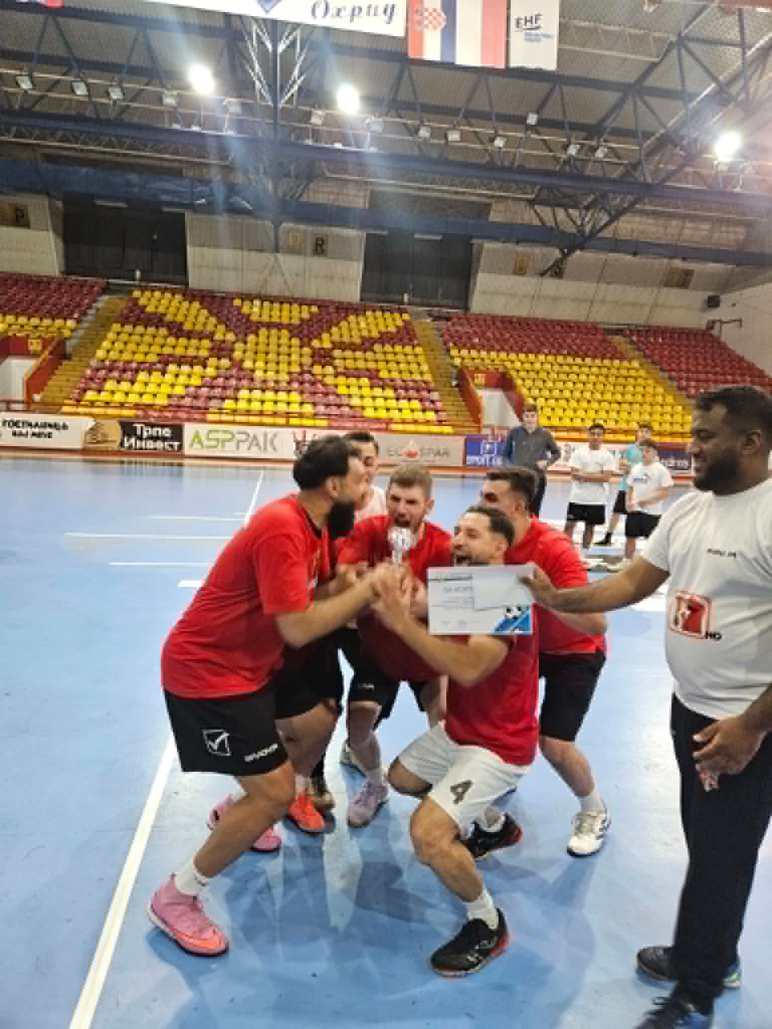 Спортски дух и соживот: Екипата на „Ла Коруња“ е шампион на бајрамскиот турнир во Охрид