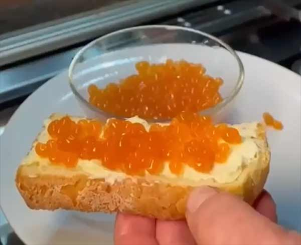 Кавијарот од главата мириса