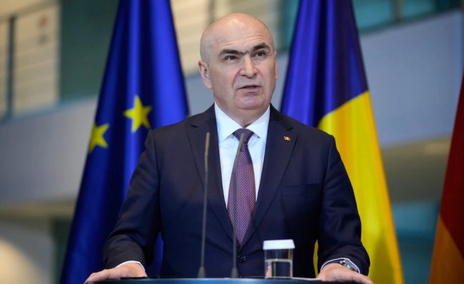 ПАДНА РОМАНСКАТА ВЛАДА ОТКАКО ПРАТЕНИЦИТЕ Ѝ ИЗГЛАСАА НЕДОВЕРБА