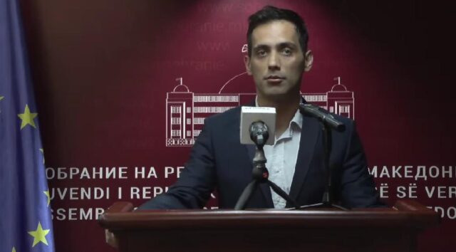 Неопходни се предвремени парламетарни избори, тврди Мециновиќ