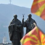 Корените на словенската писменост се македонски За врвни светски научници, Кирил и Методиј се Македонци што користеле словенски и мајчин македонски јазик!