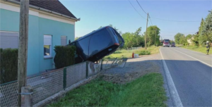 Пијана жена со автомобилот удри во куќа во Хрватска