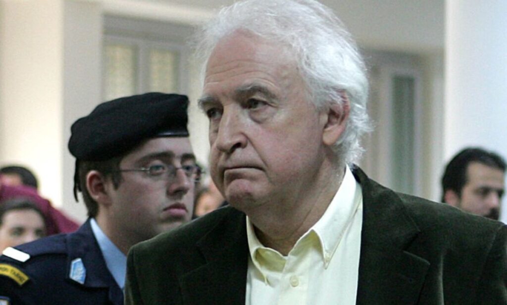 Грција го пушти од затвор 82-годишниот лидер на терористичката група “17 Ноември”