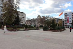 Општина Куманово ќе го проширува паркинг просторот на неколку локации
