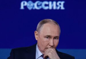 Путин: Односите меѓу Кина и Русија достигнаа неверојатно ниво