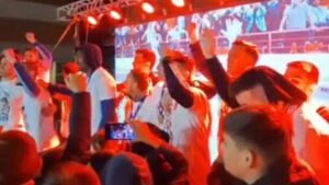 Во Широки Брег цела ноќ „лудило“ по победата во Скопје (ВИДЕО)