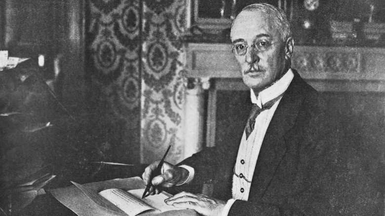 Рудолф Дизел, пронаоѓачот на дизел моторот, мистериозно исчезнал во 1913 година