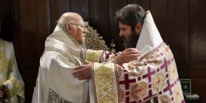Албанскиот архиепископ и Вселенскиот патријарх ќе сослужуваат во Кападокија