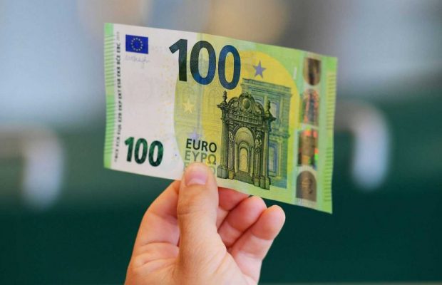 ИСТРАЖУВАЊЕ ВО ГРЦИЈА: Пола од вработените се незадоволни, сметаат дека платата покрива само основни потреби – дури и помалку од тоа