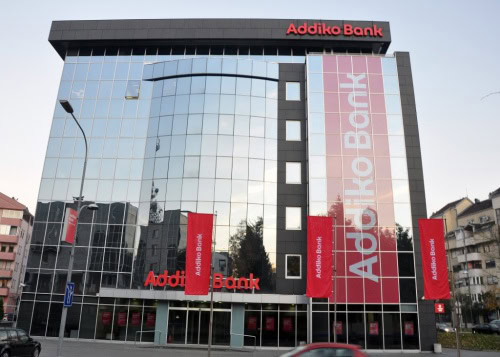 Управата на Аддико застана зад Рајфајзен во трката за преземање со НЛБ