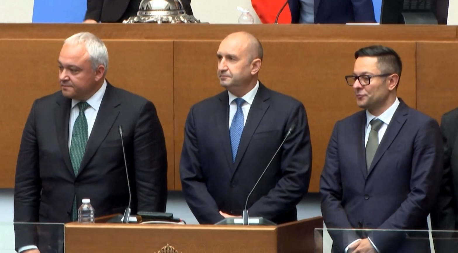 Румен Радев е нов премиер на Бугарија, односите со Македонија не беа дел од првото обраќање