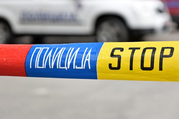Тешко повреден млад полицаец – обидувајќи се да избегне лисица изгубил контрола