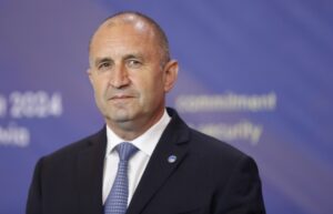 Радев го доби мандатот за формирање влада во Бугарија
