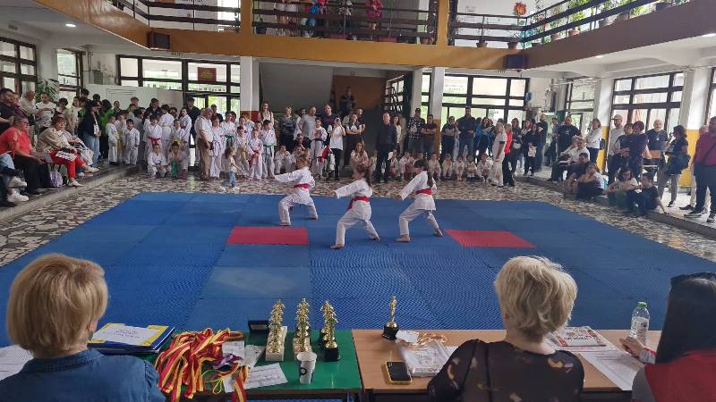 Младите каратисти ги демонстрираа своите вештини на 51.Лорд купот